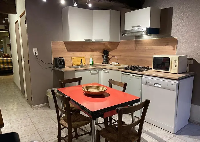 A La Petite Maison De Village Sabarat